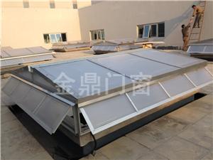 四面開啟排煙窗